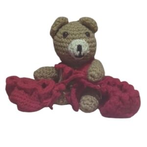 🧸 Handmade Crochet Teddy Bear with Red Mittens / Bags – Adorable Gift